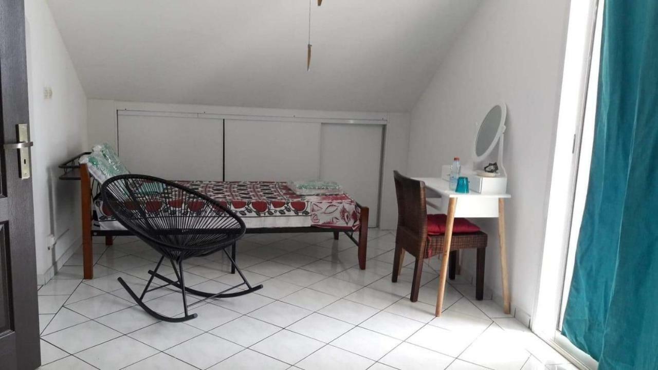 Lakazadom974 - Chambres D'Hotes Saint-Gilles-les Hauts ภายนอก รูปภาพ